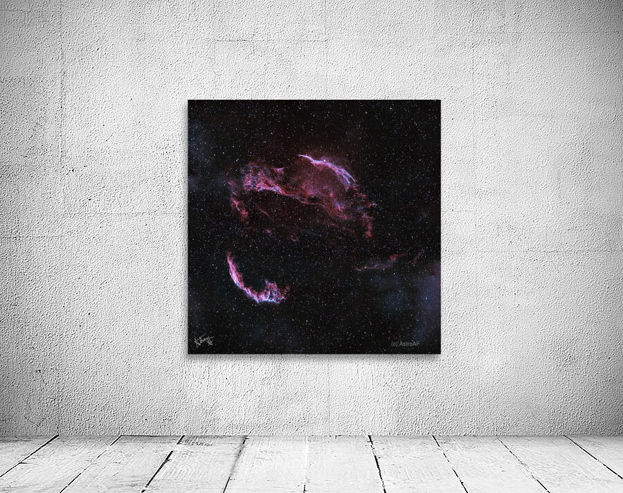 Cygnus Loop - Veil Nebula Complex Wall Preview